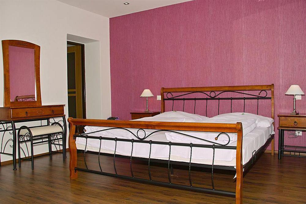 Hotel Radnice Liberec Extérieur photo